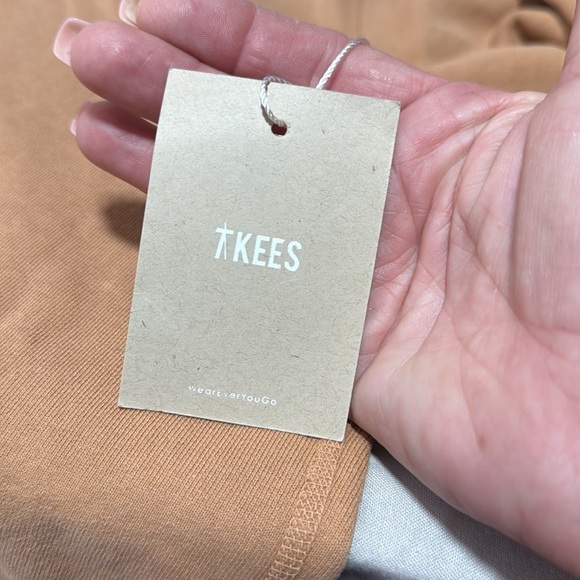 Tkees NWT Core Hoodie in Toast Size XS - Picture 8 of 12